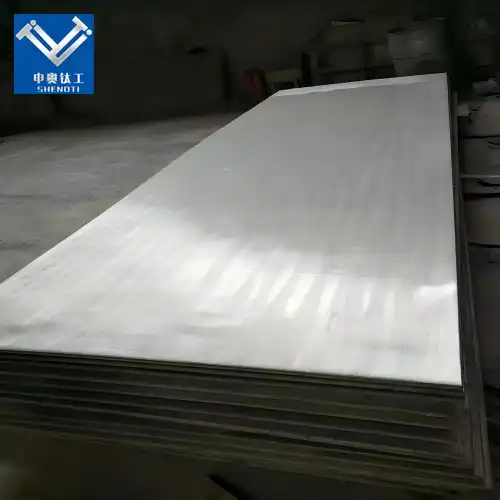 Nickel steel clad plate